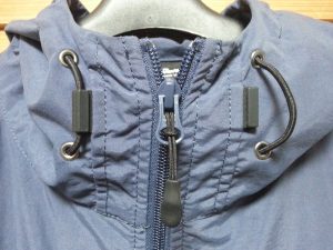 ジャケットの首まわり
